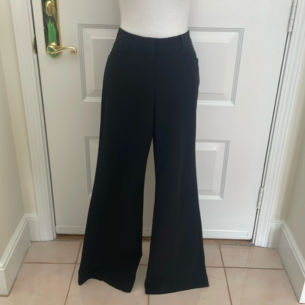 I.N. Black Low Rise Flare Leg Dress Slacks. Size 7